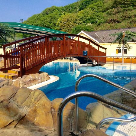 Cardigan Bay Holiday Park Bilik gambar